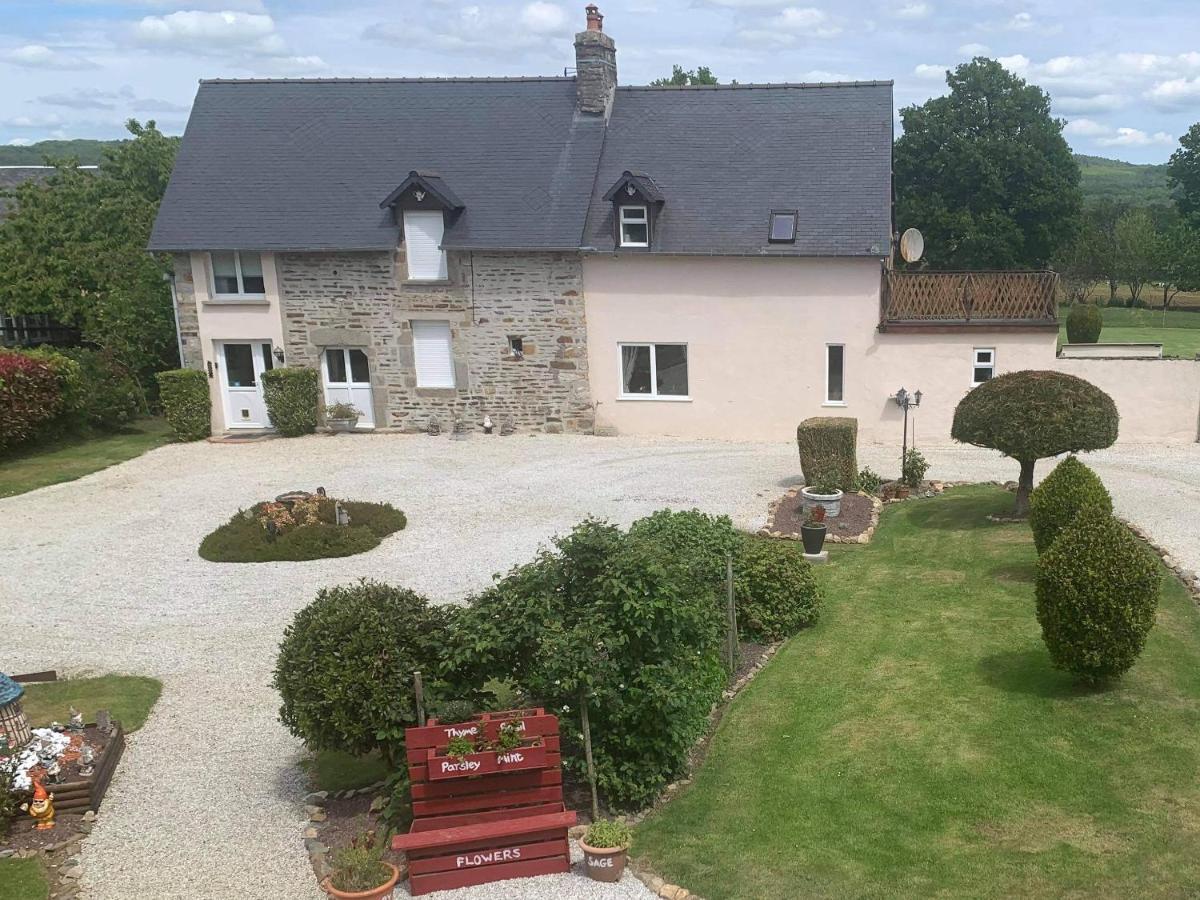 Maison La Touchardiere Villa Barenton Exterior photo