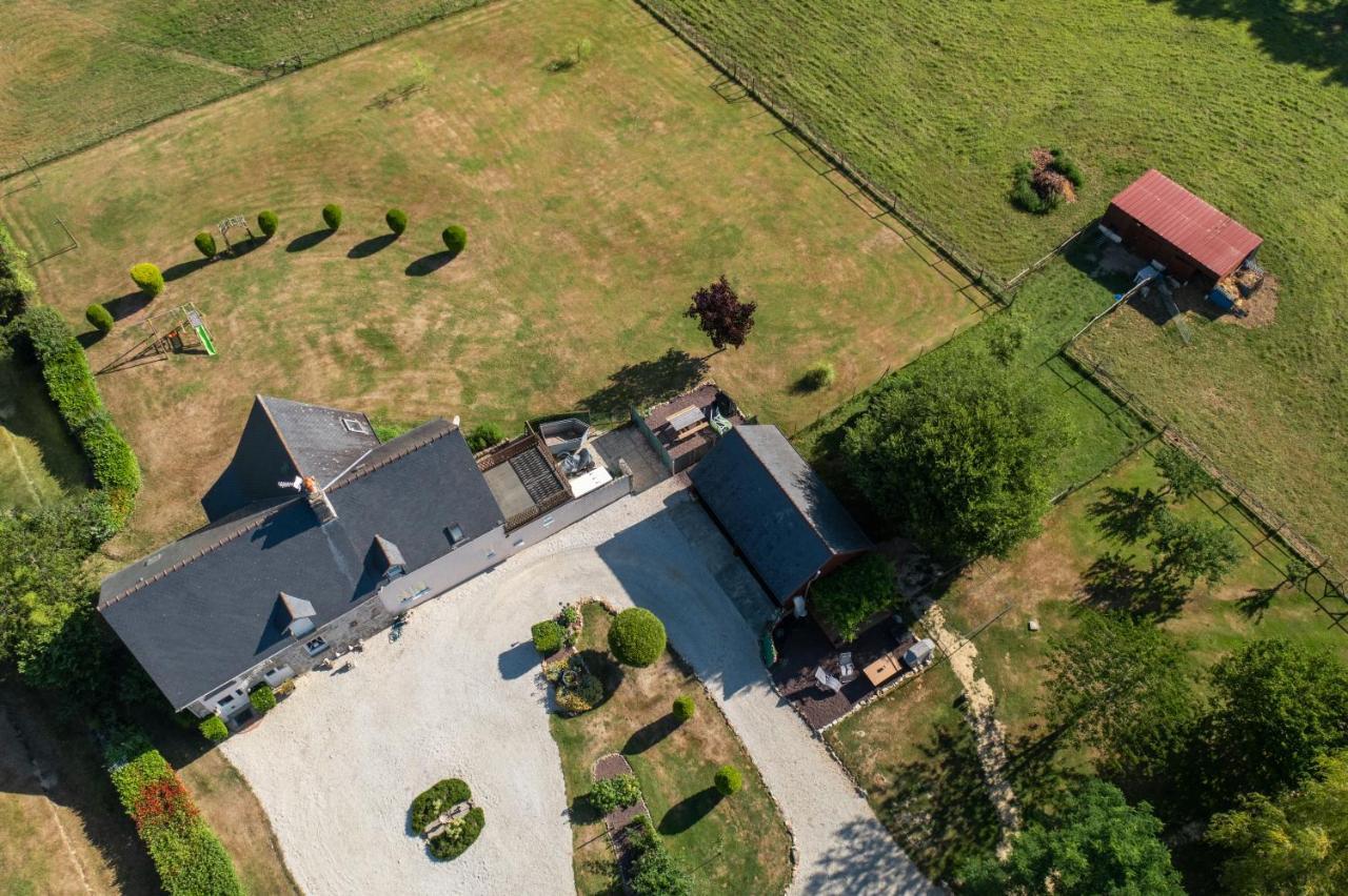 Maison La Touchardiere Villa Barenton Exterior photo