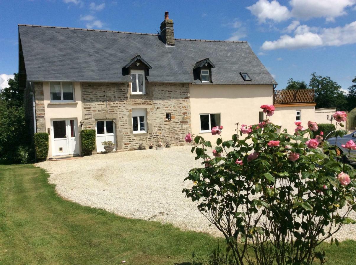 Maison La Touchardiere Villa Barenton Exterior photo